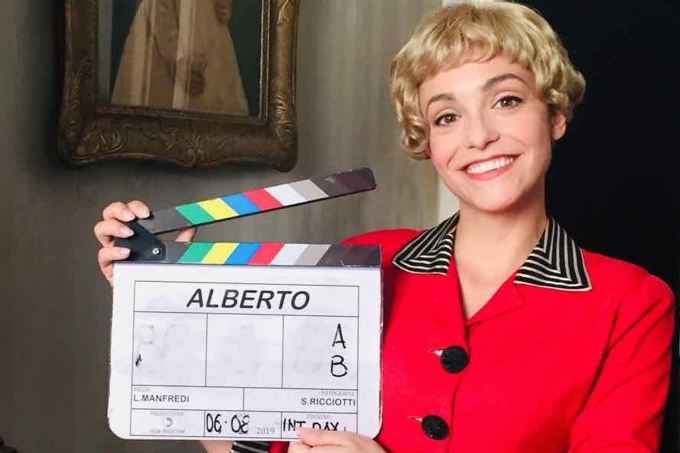 Martina Galletta, nei panni di Giulietta Masina in “Permette? Alberto Sordi”
